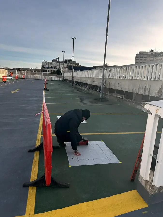 Scanning a rooftop car park deck